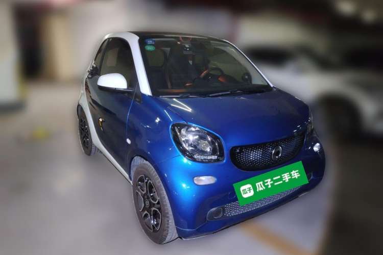 Used  fortwo 2018 0.9T 66kW Hardtop Pioneer Edition China V Emission Standard
