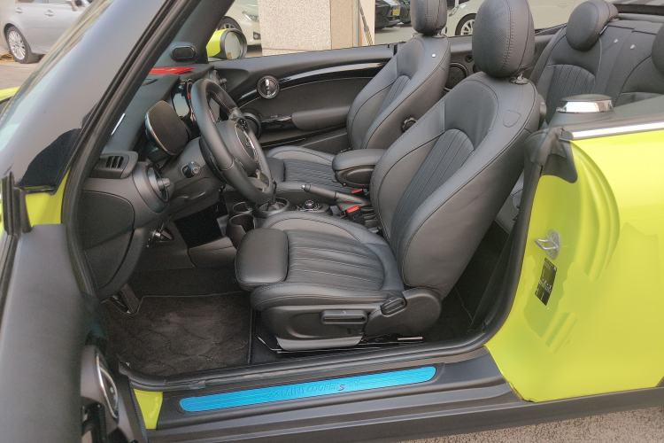 Used  MINI 2022 2.0T COOPER S CABRIO Artist