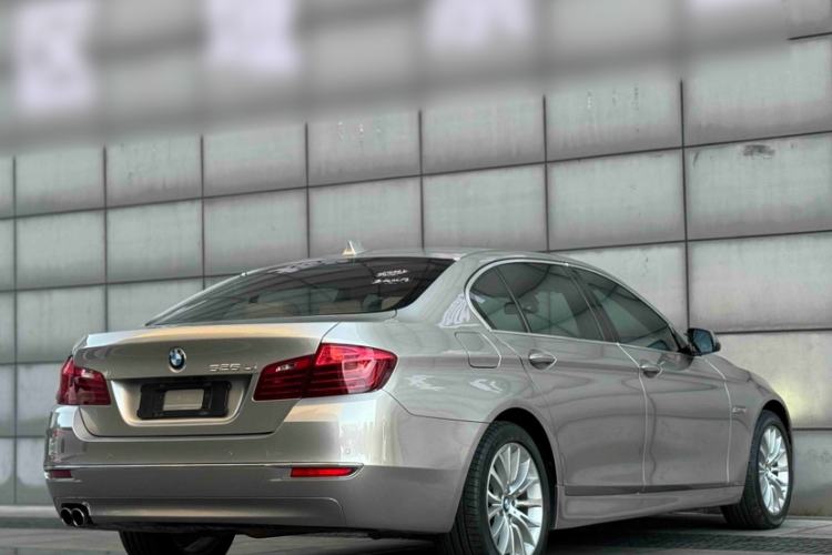 Used BMW 5 Series 2014 525Li Luxury Design Package
