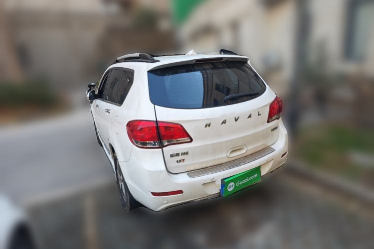 Used Haval H6 2015 Upgraded Model 1.5T Manual Two-Wheel Drive Elite Version
