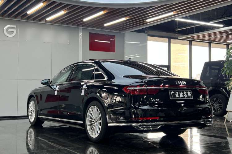 Used Audi A8 2022 A8L 50 TFSI quattro Comfort Edition Collector's Model
