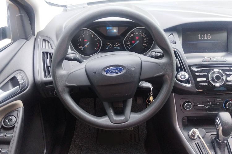 Used Ford Focus 2018 Hatchback Classic 1.6L Automatic Comfort Plus SmartDrive Edition