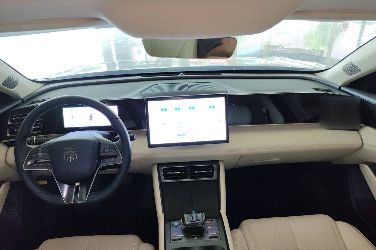 Used BYD Qin L 2024 DM-i 120KM Leading Model
