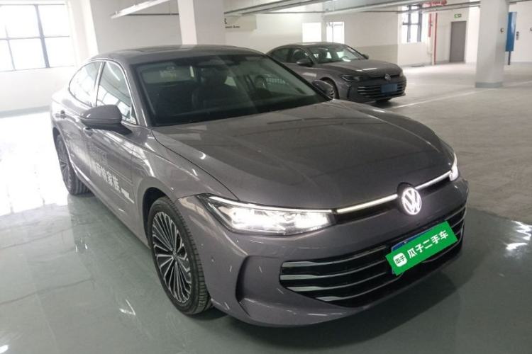 Used Volkswagen Passat 2025 Pro 380TSI Dragon Supreme Edition