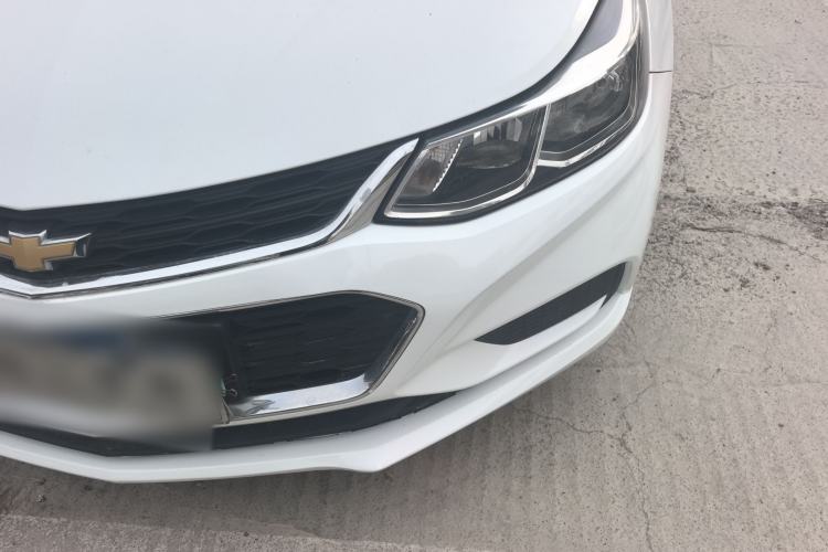 Used Chevrolet Cruze 2018 320 Automatic Pioneer Sunroof Edition
