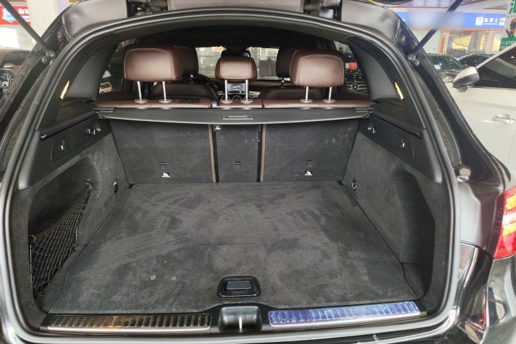 Used Mercedes-Benz GLC 2019 GLC 260 4MATIC Luxury Model