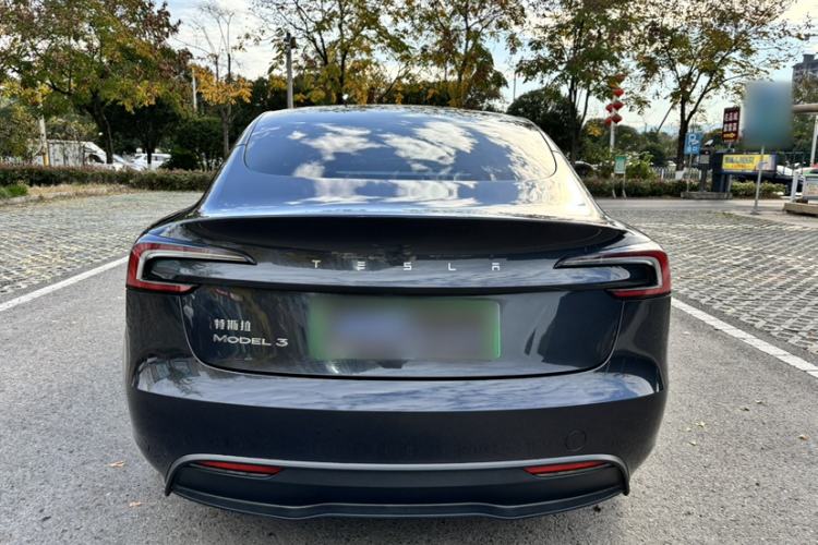 Used Tesla Model 3 2023 Rear-Wheel-Drive Version
