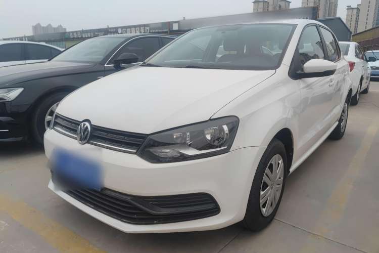 Used Volkswagen Polo 2016 1.4L Manual Fashion Model
