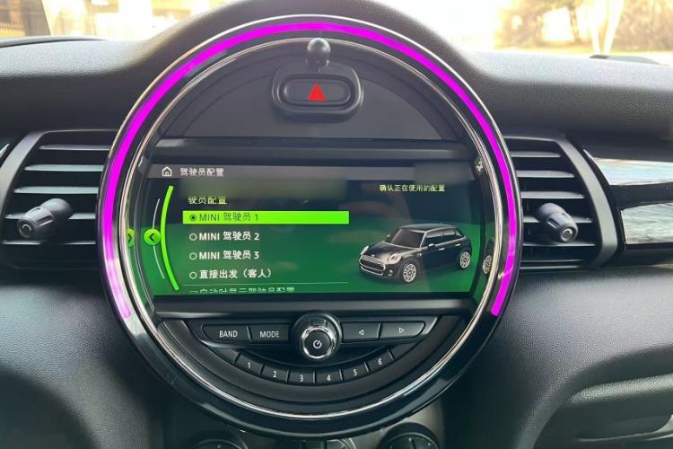 Used  MINI 2018 1.5T COOPER Racing Edition Five-Door Version
