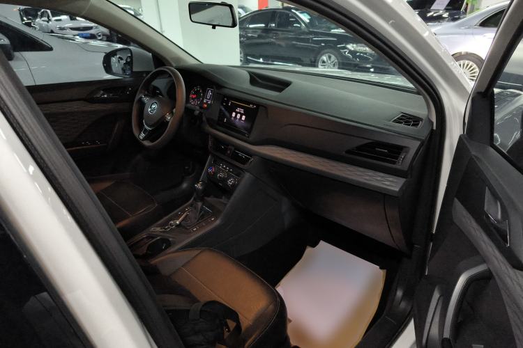 Used Volkswagen Tharu 2021 280TSI Two-Wheel Drive Trend Edition
