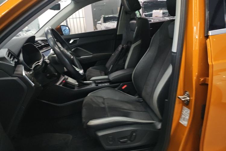 Used Audi Q3 2019 35 TFSI Advanced Dynamic Edition
