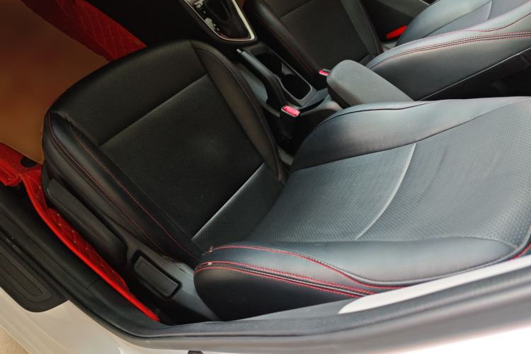 Used Hyundai Celesta 2020 1.6L Automatic GL Enjoyable Edition