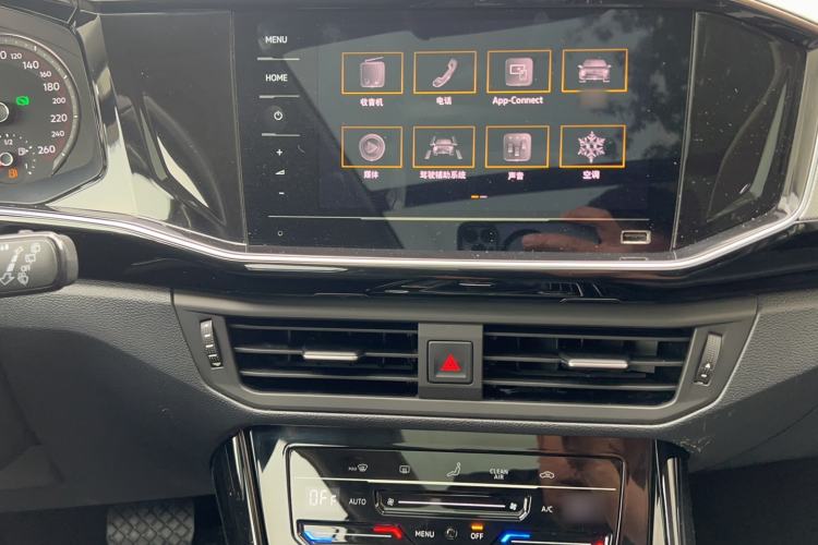 Used Volkswagen Tayron 2020 330TSI Two-Wheel Drive Luxury Smart Connectivity Version
