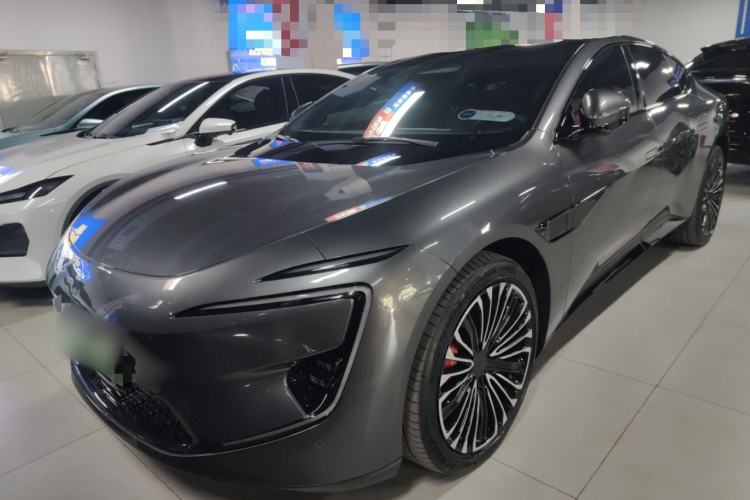 Used  12 2025 Ultra Extended-Range Edition