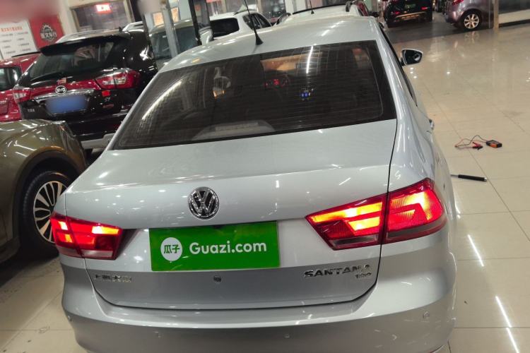 Used Volkswagen Santana 2015 1.6L Automatic Fashion Edition