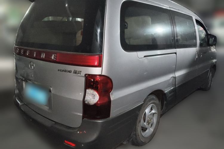 Used  Refine 2011 2.4L Government Procurement Version Manual Luxury Trim
