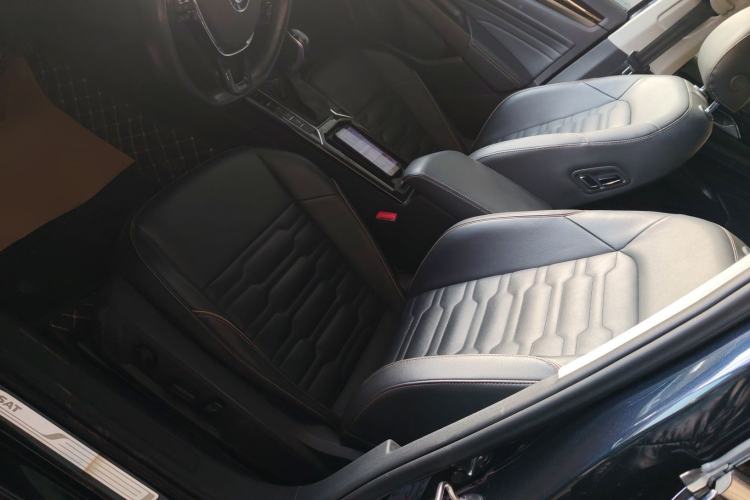 Used Volkswagen Passat 2019 330TSI Elite Edition China VI