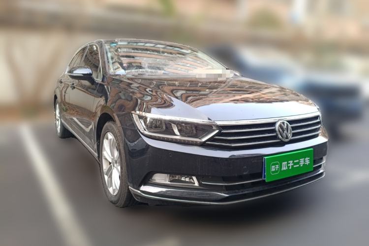 Used Volkswagen Magotan 2018 Facelift 330TSI DSG Luxury Model
