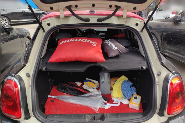 Used  MINI 2016 1.2T ONE Pioneer Edition Five-Door Version
