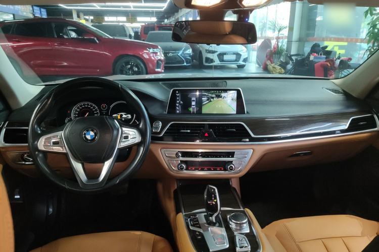 Used BMW 7 Series 2016 730Li Leading Model
