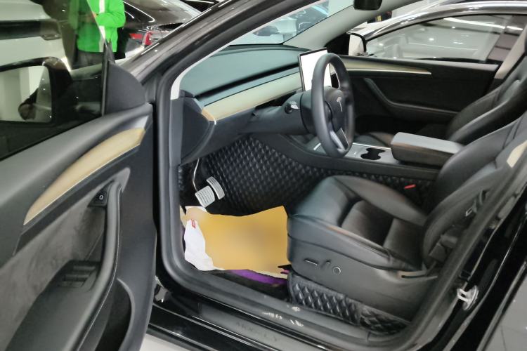 Used Tesla Model Y 2022 Performance High-Performance All-Wheel-Drive Version
