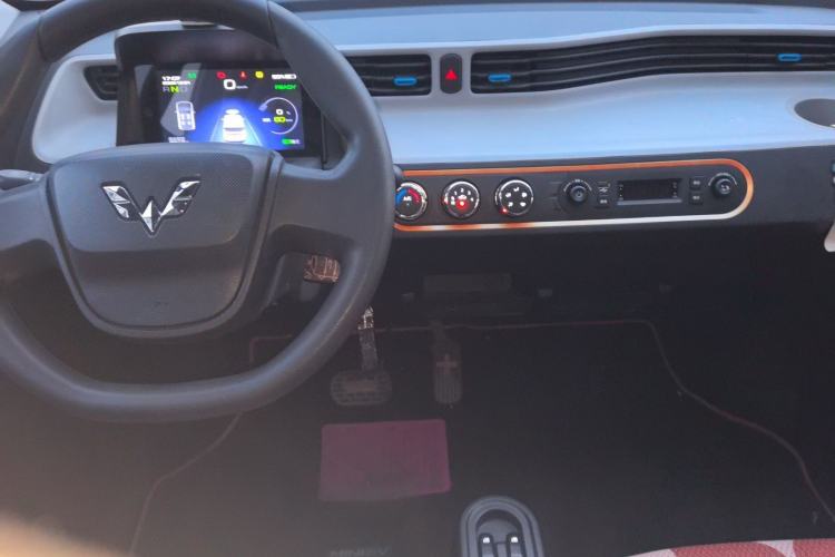 Used Wuling Hongguang MINIEV 2020 Freedom Version Lithium Iron Phosphate
