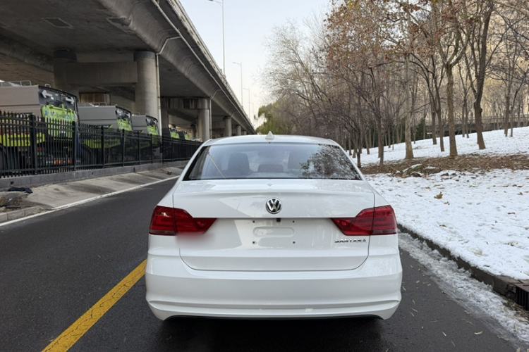 Used Volkswagen Santana 2019 1.5L Manual Fashion Edition China VI Standard
