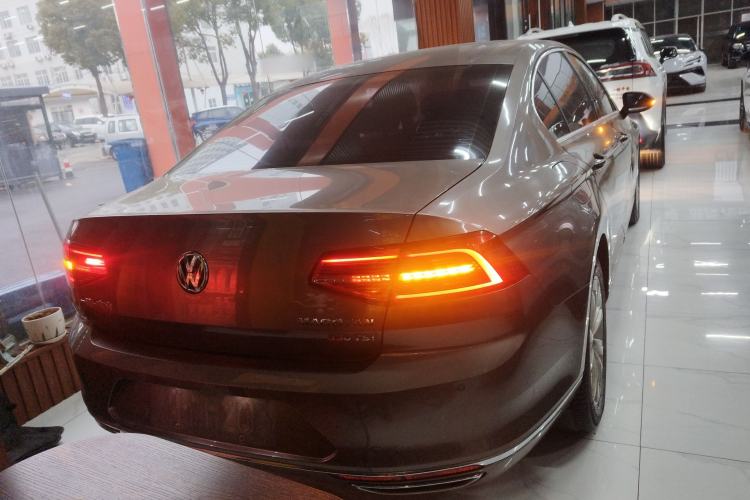 Used Volkswagen Magotan 2018 Facelift 330TSI DSG Luxury Model
