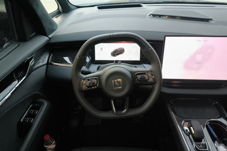 Used Zeekr 009 2024 Six-Seat Executive Version 4WD 108 kWh