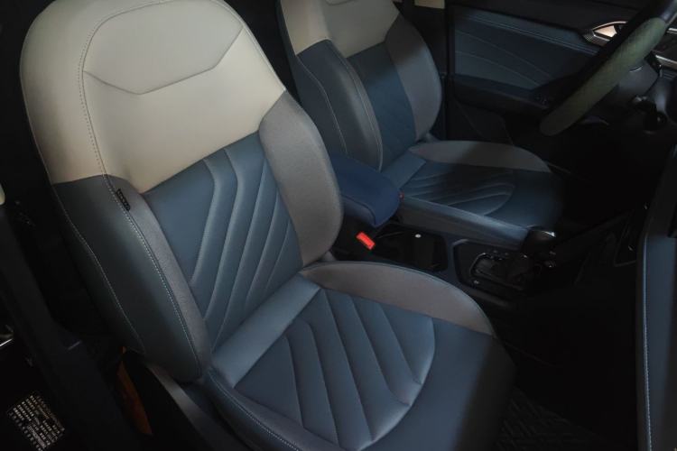 Used Volkswagen Tharu 2023 300TSI Two-Wheel-Drive Full Moon Edition
