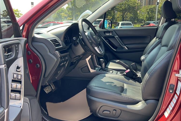 Used Subaru Forester 2016 2.5i Prestige Navigation Edition
