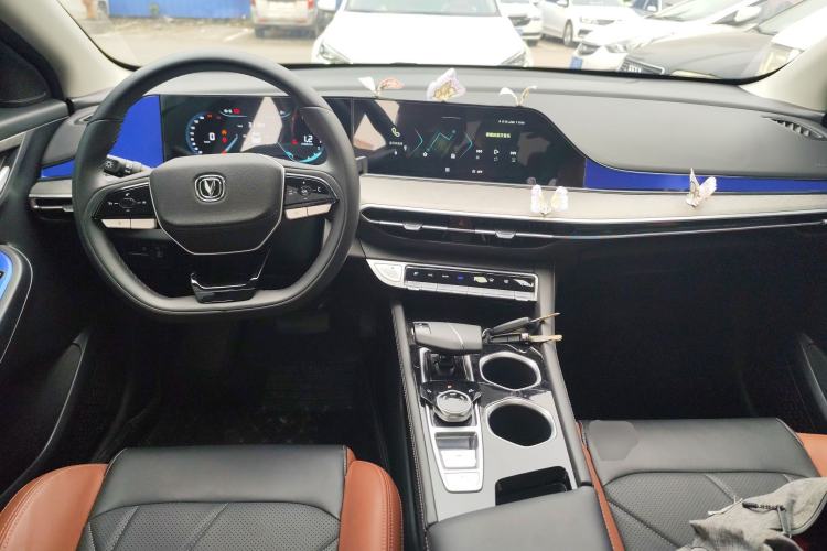 Used Changan Eado 2023 Changan Edition PLUS Blue Whale NE 1.4T GDI DCT Prestige Version