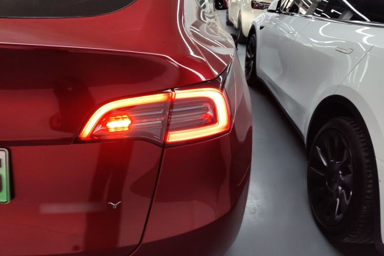 Used Tesla Model Y 2024 Rear-Wheel-Drive Version
