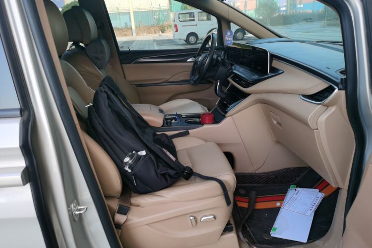 Used Buick GL8 2020 ES Land Cruiser 653T Luxury Edition
