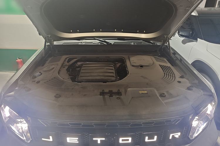 Used Jetour Traveler 2023 2.0T All-Wheel Drive CrossPRO+
