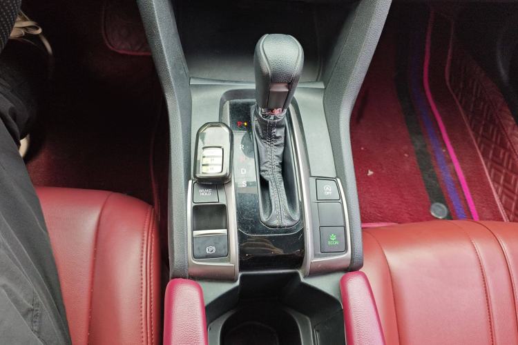 Used Honda Civic 2021 HATCHBACK 220TURBO CVT Trendy Cool Edition
