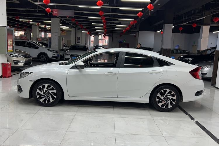 Used Honda Civic 2016 220TURBO CVT Luxury Edition