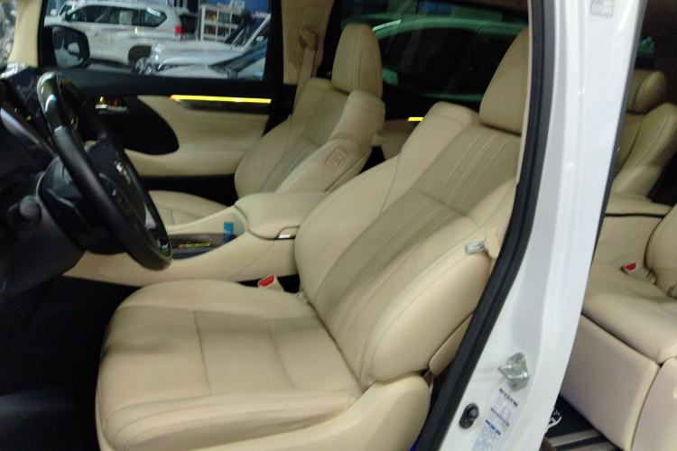 Used Toyota Alphard 2021 Dual-Motor 2.5L Premium Edition
