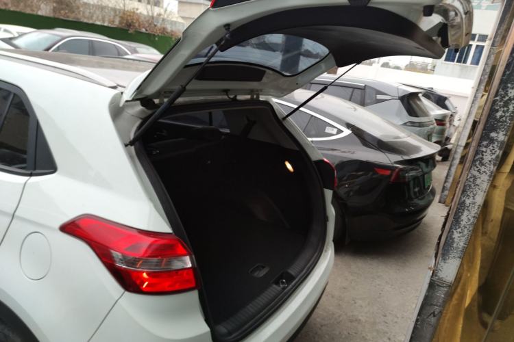 Used Hyundai ix25 2015 1.6L Automatic Two-Wheel Drive Smart GLS Trim