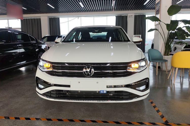Used Volkswagen Bora 2023 300TSI DSG Prestige Edition

