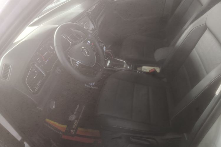 Used Volkswagen T-ROC 2021 280TSI DSG Two-Wheel Drive Comfort Connect Edition