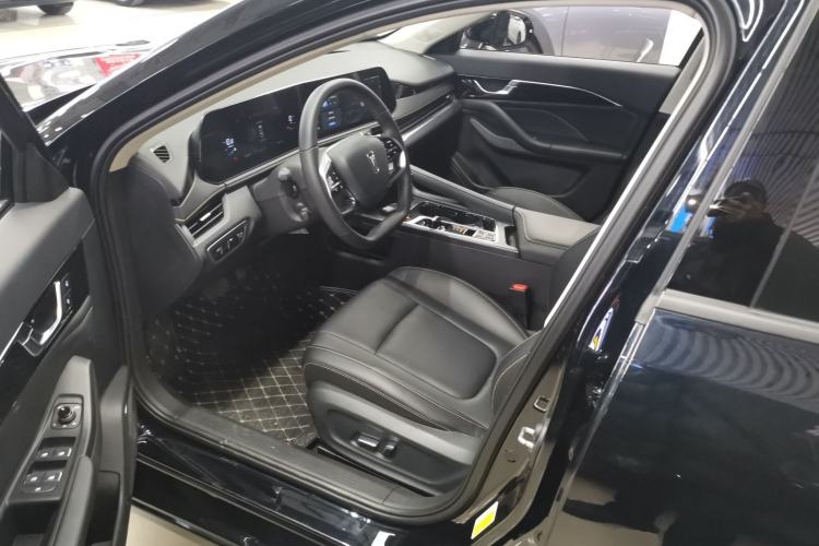 Used Bestune B70 2025 Dragon Edition 1.5T Enjoyment Model