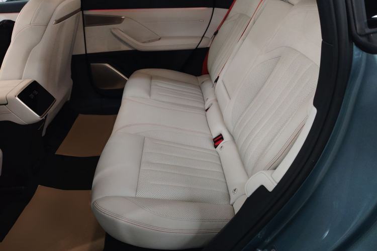 Used ONVO L60 2024 60 kWh Rear-Drive Version
