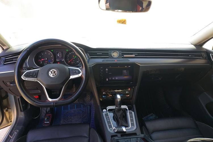 Used Volkswagen Magotan 2020 330TSI DSG Leading Model
