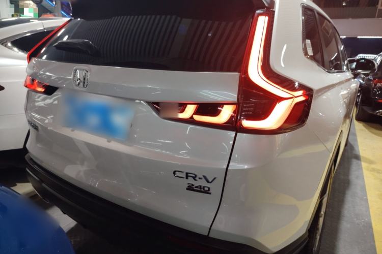 Used Honda CR-V 2023 240TURBO Two-Wheel Drive Deluxe Edition 7 Seats
