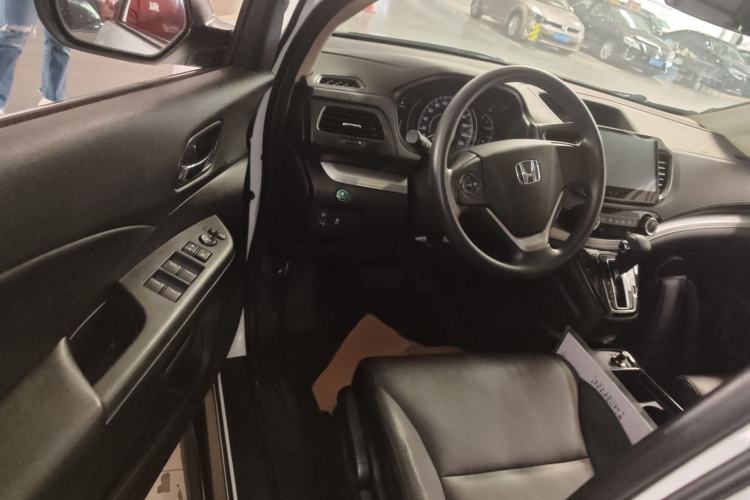 Used Honda CR-V 2016 2.0L two-wheel drive Urban Edition