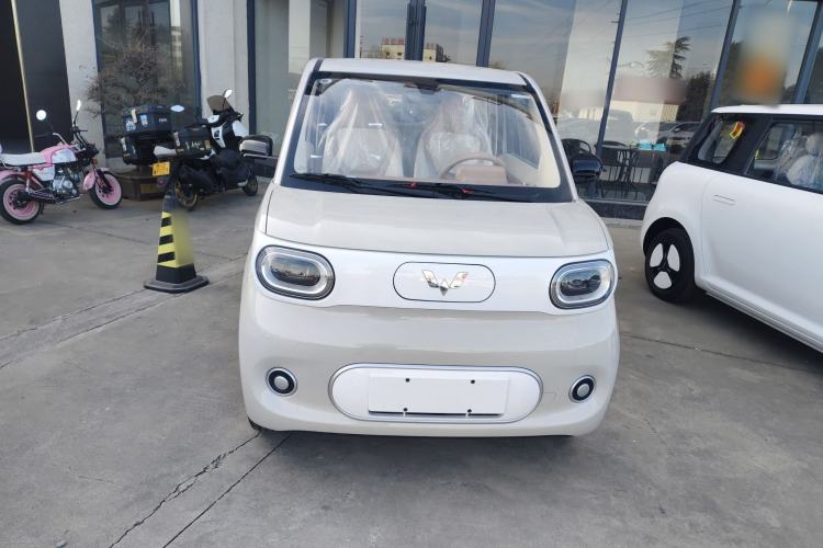 Used Wuling Hongguang MINIEV 2024 3rd Generation 215km Youth Edition
