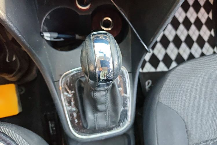 Used Volkswagen Polo 2016 1.6L Automatic Comfort Model
