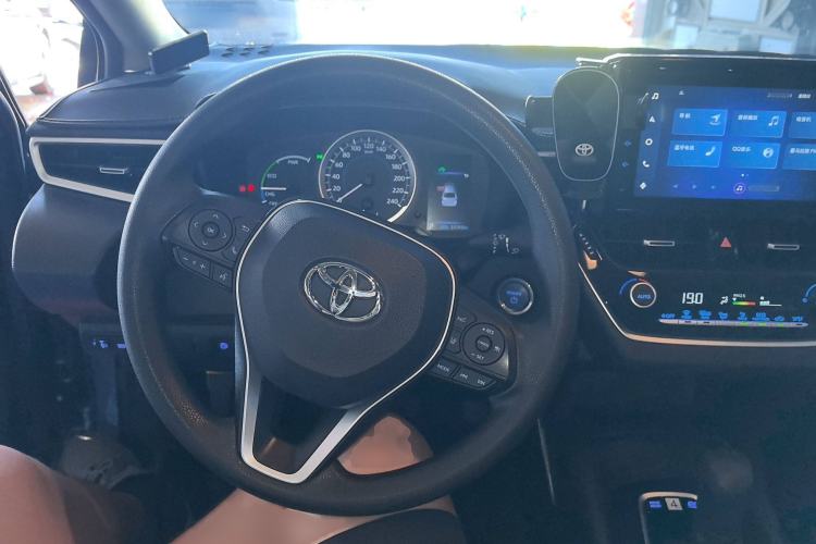 Used Toyota Corolla 2021 Dual-Motor 1.8L E-CVT Elite Edition
