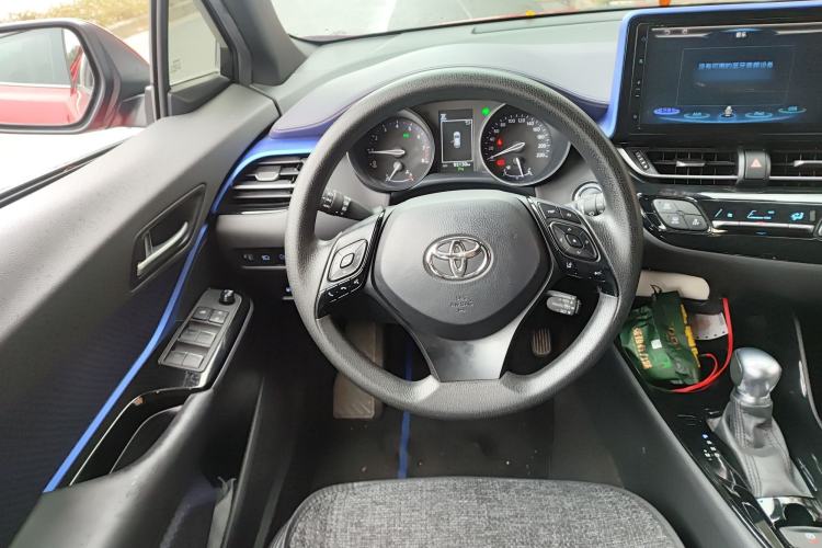 Used Toyota C-HR 2018 2.0L Leading Edition China VI